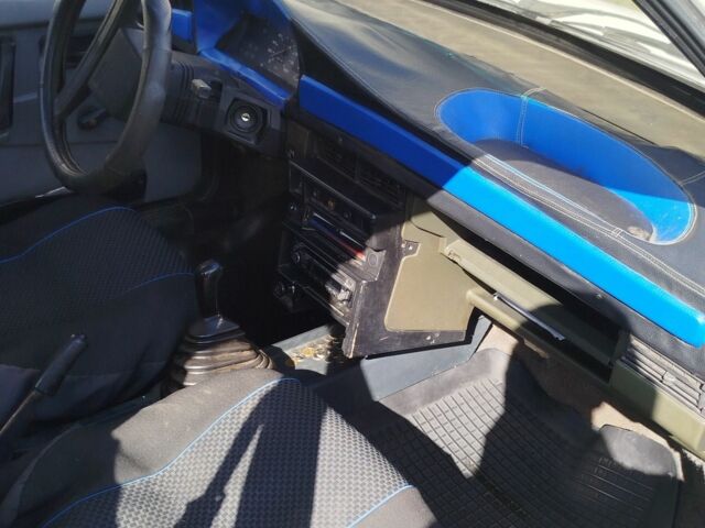 Белый ВАЗ 2109, объемом двигателя 1 л и пробегом 120 тыс. км за 450 $, фото 4 на Automoto.ua