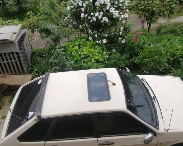 ВАЗ 2109 1991 у Львові на Automoto.ua Білий ВАЗ 2109, об'ємом двигуна 1.3 л та пробігом 50 тис. км за 800 $, фото 8 на Automoto.ua