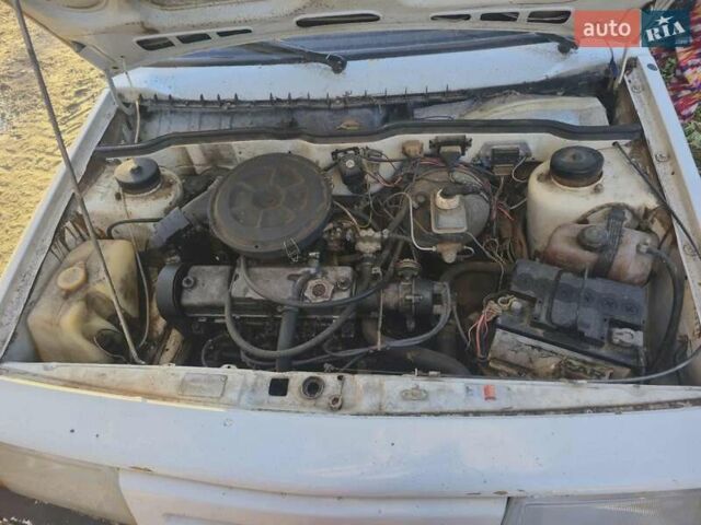 Белый ВАЗ 2109, объемом двигателя 1.1 л и пробегом 110 тыс. км за 450 $, фото 3 на Automoto.ua