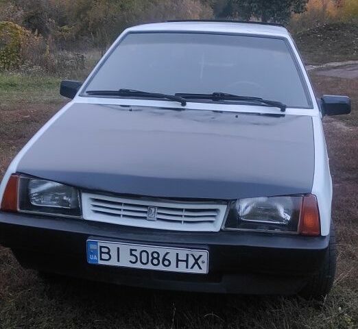 Белый ВАЗ 2109, объемом двигателя 1.3 л и пробегом 200 тыс. км за 1300 $, фото 1 на Automoto.ua