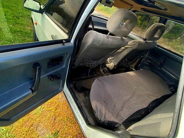 Белый ВАЗ 2109, объемом двигателя 1.3 л и пробегом 98 тыс. км за 700 $, фото 5 на Automoto.ua