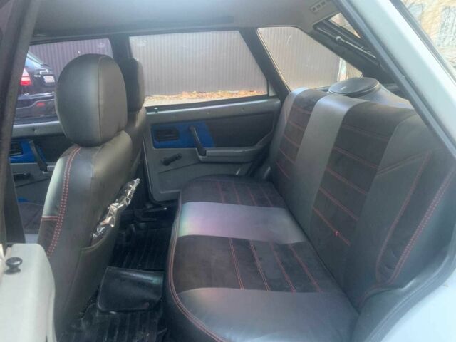 Белый ВАЗ 2109, объемом двигателя 1.5 л и пробегом 2 тыс. км за 900 $, фото 6 на Automoto.ua