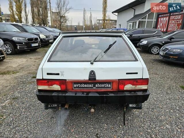 Белый ВАЗ 2109, объемом двигателя 1.29 л и пробегом 100 тыс. км за 1200 $, фото 4 на Automoto.ua