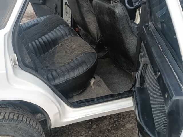 Білий ВАЗ 2109, об'ємом двигуна 0 л та пробігом 142 тис. км за 947 $, фото 6 на Automoto.ua