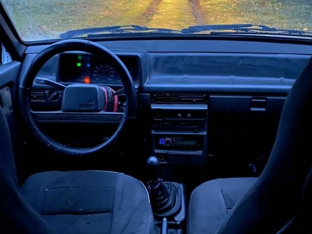 Білий ВАЗ 2109, об'ємом двигуна 0 л та пробігом 200 тис. км за 473 $, фото 7 на Automoto.ua