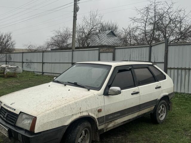 Білий ВАЗ 2109, об'ємом двигуна 1.5 л та пробігом 200 тис. км за 615 $, фото 2 на Automoto.ua