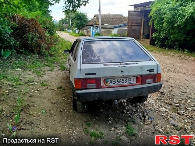 Белый ВАЗ 2109, объемом двигателя 1.5 л и пробегом 0 тыс. км за 700 $, фото 3 на Automoto.ua