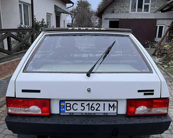 Белый ВАЗ 2109, объемом двигателя 1.5 л и пробегом 283 тыс. км за 826 $, фото 9 на Automoto.ua