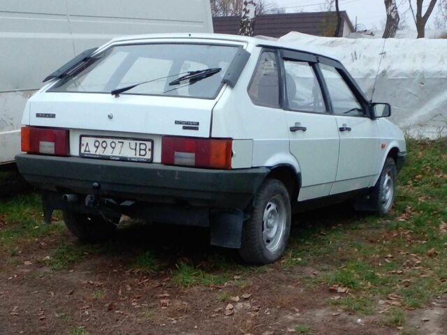 Белый ВАЗ 2109, объемом двигателя 0 л и пробегом 350 тыс. км за 1100 $, фото 4 на Automoto.ua