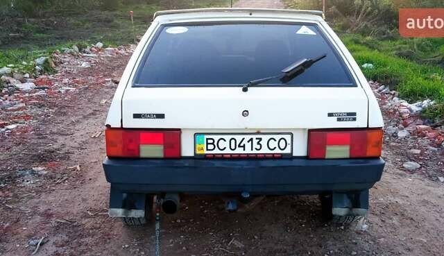 ВАЗ 2109 1991 у Львові на Automoto.ua Білий ВАЗ 2109, об'ємом двигуна 1.3 л та пробігом 50 тис. км за 800 $, фото 4 на Automoto.ua