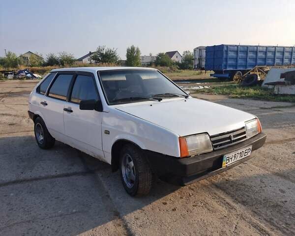 Белый ВАЗ 2109, объемом двигателя 1.3 л и пробегом 99 тыс. км за 1150 $, фото 1 на Automoto.ua