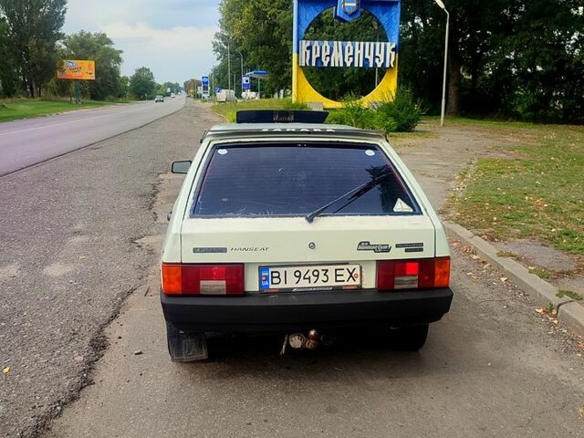 Белый ВАЗ 2109, объемом двигателя 1.1 л и пробегом 270 тыс. км за 1000 $, фото 1 на Automoto.ua