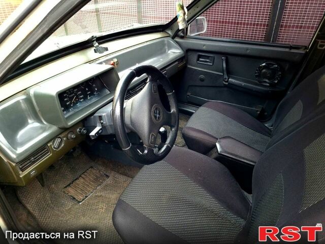 Белый ВАЗ 2109, объемом двигателя 1.5 л и пробегом 120 тыс. км за 1700 $, фото 5 на Automoto.ua