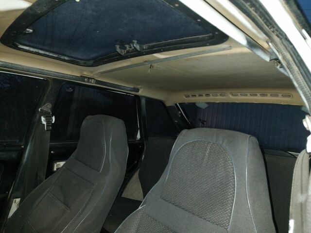 Білий ВАЗ 2109, об'ємом двигуна 1.5 л та пробігом 230 тис. км за 381 $, фото 3 на Automoto.ua