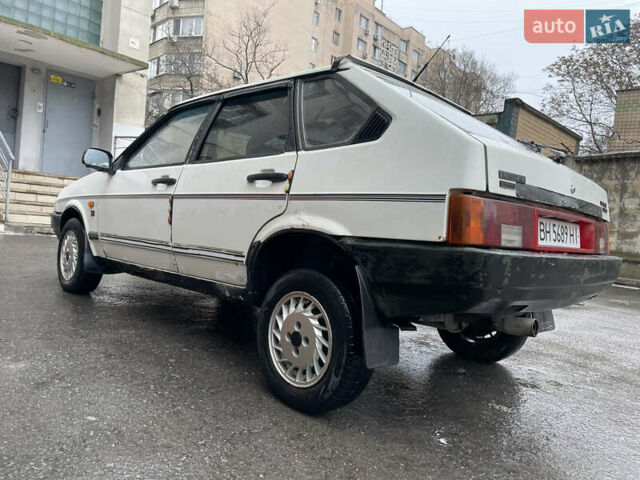 Білий ВАЗ 2109, об'ємом двигуна 1.5 л та пробігом 288 тис. км за 1000 $, фото 5 на Automoto.ua