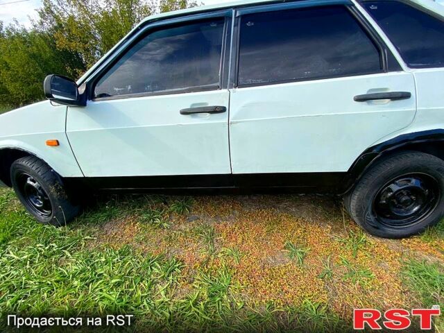 Белый ВАЗ 2109, объемом двигателя 1.3 л и пробегом 98 тыс. км за 700 $, фото 6 на Automoto.ua