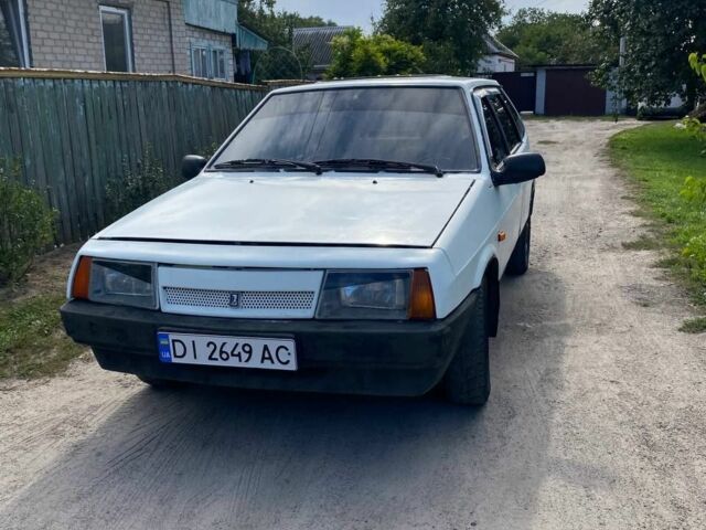 Белый ВАЗ 2109, объемом двигателя 1.3 л и пробегом 230 тыс. км за 704 $, фото 4 на Automoto.ua