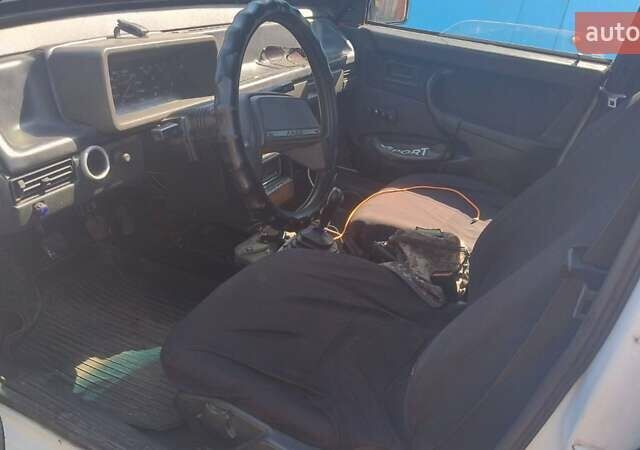 Белый ВАЗ 2109, объемом двигателя 1.5 л и пробегом 3 тыс. км за 1100 $, фото 2 на Automoto.ua