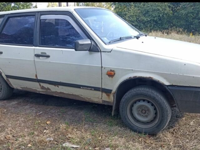 Белый ВАЗ 2109, объемом двигателя 0 л и пробегом 2 тыс. км за 1006 $, фото 1 на Automoto.ua