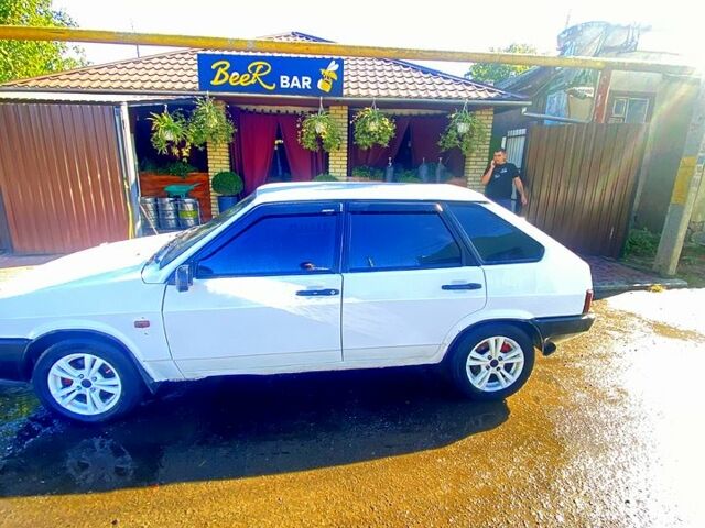 Белый ВАЗ 2109, объемом двигателя 1.5 л и пробегом 0 тыс. км за 1700 $, фото 3 на Automoto.ua