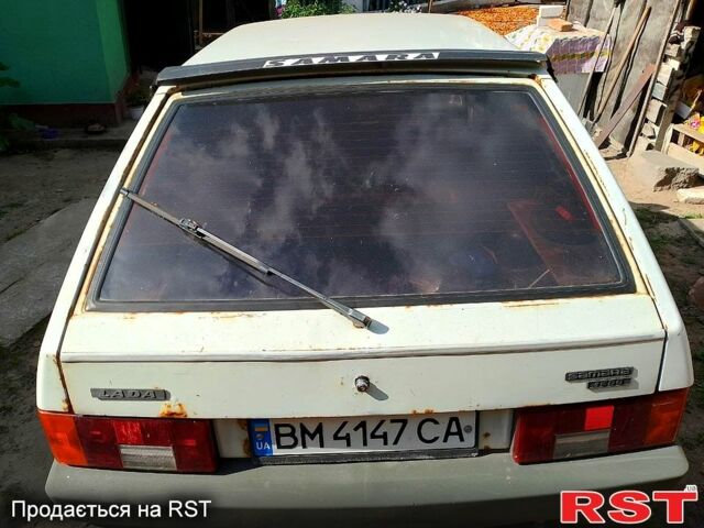 ВАЗ 2109 1991 в Сумах на Automoto.ua Белый ВАЗ 2109, объемом двигателя 1.5 л и пробегом 215 тыс. км за 800 $, фото 3 на Automoto.ua