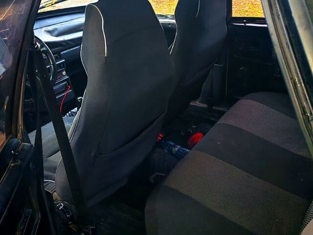 Белый ВАЗ 2109, объемом двигателя 1.3 л и пробегом 300 тыс. км за 950 $, фото 4 на Automoto.ua