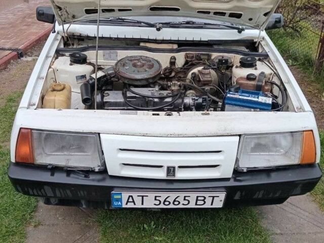 Белый ВАЗ 2109, объемом двигателя 1.3 л и пробегом 260 тыс. км за 750 $, фото 1 на Automoto.ua