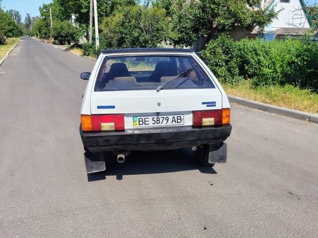 Белый ВАЗ 2109, объемом двигателя 1.3 л и пробегом 40 тыс. км за 1100 $, фото 3 на Automoto.ua