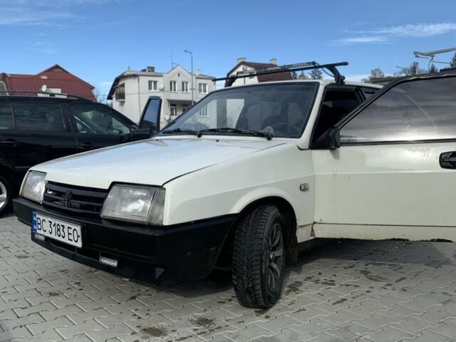 Белый ВАЗ 2109, объемом двигателя 1.3 л и пробегом 120 тыс. км за 750 $, фото 1 на Automoto.ua