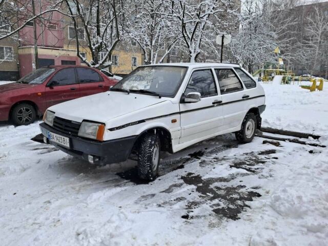 Белый ВАЗ 2109, объемом двигателя 1.3 л и пробегом 28 тыс. км за 1100 $, фото 9 на Automoto.ua
