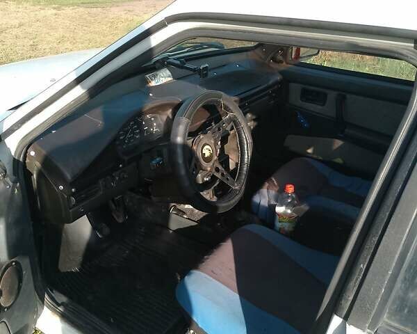 Белый ВАЗ 2109, объемом двигателя 1.5 л и пробегом 73 тыс. км за 1300 $, фото 3 на Automoto.ua