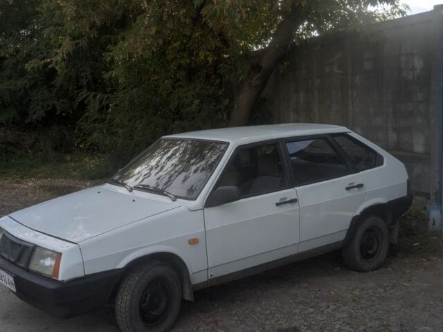 Белый ВАЗ 2109, объемом двигателя 1.5 л и пробегом 134 тыс. км за 833 $, фото 1 на Automoto.ua