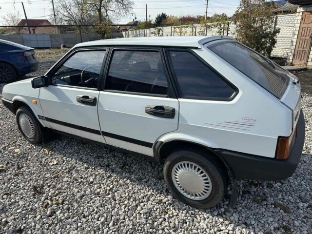 ВАЗ 2109 1992 в Кривом Роге на Automoto.ua Белый ВАЗ 2109, объемом двигателя 1.5 л и пробегом 167 тыс. км за 1700 $, фото 1 на Automoto.ua