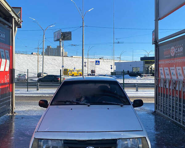 Білий ВАЗ 2109, об'ємом двигуна 1.1 л та пробігом 60 тис. км за 850 $, фото 1 на Automoto.ua