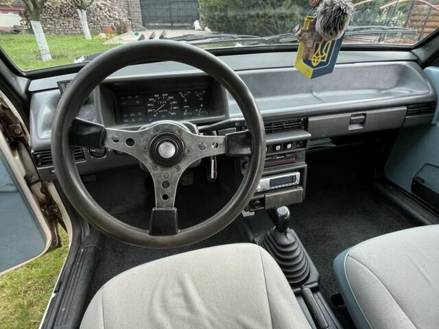 Белый ВАЗ 2109, объемом двигателя 1.5 л и пробегом 160 тыс. км за 1900 $, фото 2 на Automoto.ua