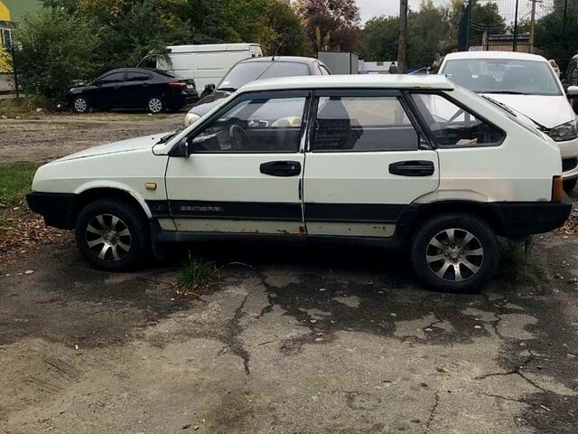 Білий ВАЗ 2109, об'ємом двигуна 1.5 л та пробігом 280 тис. км за 700 $, фото 1 на Automoto.ua