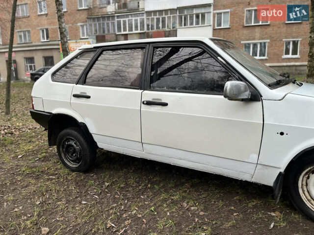 Білий ВАЗ 2109, об'ємом двигуна 1.5 л та пробігом 150 тис. км за 825 $, фото 9 на Automoto.ua