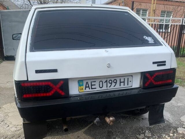 Белый ВАЗ 2109, объемом двигателя 1.3 л и пробегом 150 тыс. км за 607 $, фото 5 на Automoto.ua