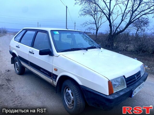 Белый ВАЗ 2109, объемом двигателя 1.5 л и пробегом 0 тыс. км за 800 $, фото 2 на Automoto.ua