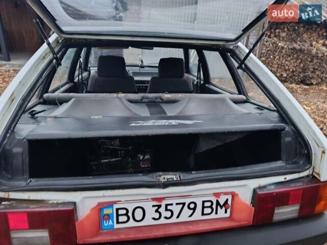 Белый ВАЗ 2109, объемом двигателя 1.3 л и пробегом 300 тыс. км за 850 $, фото 2 на Automoto.ua