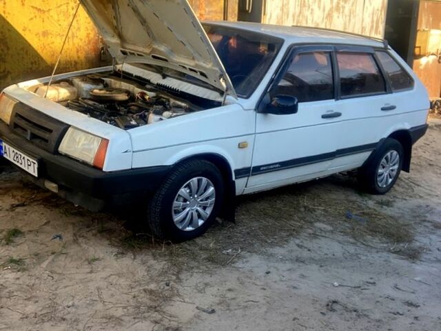 Белый ВАЗ 2109, объемом двигателя 1.3 л и пробегом 57 тыс. км за 1200 $, фото 2 на Automoto.ua