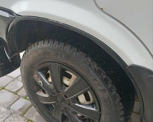 Белый ВАЗ 2109, объемом двигателя 1.3 л и пробегом 100 тыс. км за 700 $, фото 2 на Automoto.ua