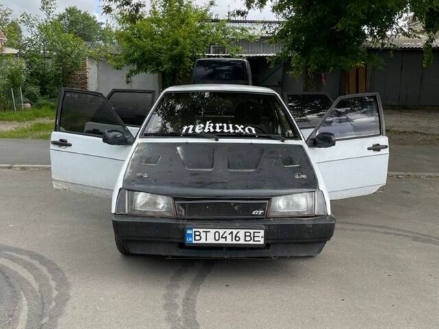 Белый ВАЗ 2109, объемом двигателя 1.5 л и пробегом 20 тыс. км за 800 $, фото 4 на Automoto.ua