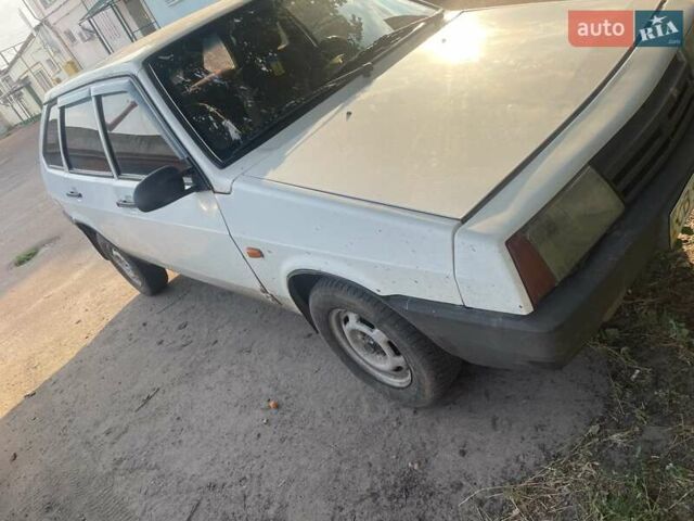 Белый ВАЗ 2109, объемом двигателя 1.3 л и пробегом 77 тыс. км за 757 $, фото 4 на Automoto.ua