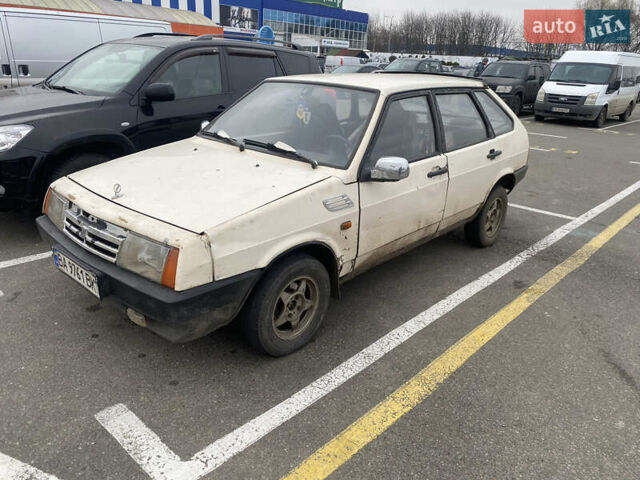 Белый ВАЗ 2109, объемом двигателя 1.1 л и пробегом 100 тыс. км за 1199 $, фото 1 на Automoto.ua