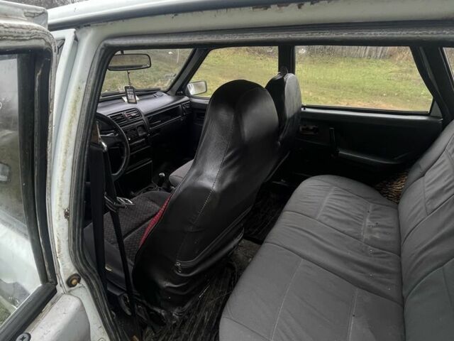 Белый ВАЗ 2109, объемом двигателя 1.1 л и пробегом 45 тыс. км за 850 $, фото 3 на Automoto.ua