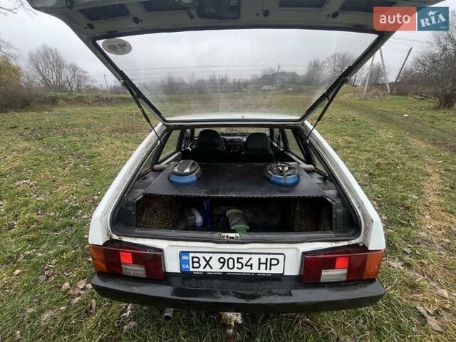 Белый ВАЗ 2109, объемом двигателя 1.1 л и пробегом 45 тыс. км за 850 $, фото 3 на Automoto.ua