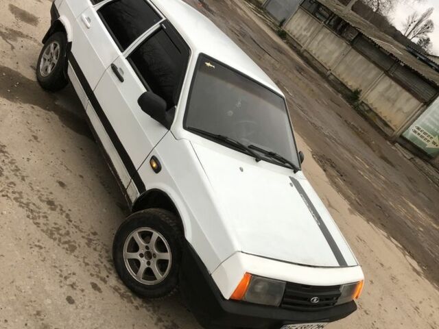 Білий ВАЗ 2109, об'ємом двигуна 1.3 л та пробігом 359 тис. км за 1300 $, фото 2 на Automoto.ua