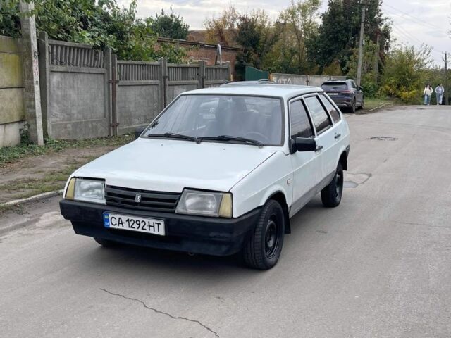 Белый ВАЗ 2109, объемом двигателя 1.5 л и пробегом 155 тыс. км за 650 $, фото 1 на Automoto.ua