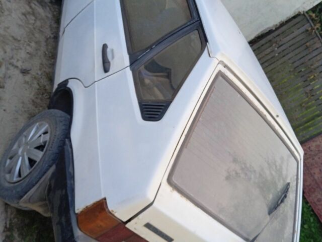 Белый ВАЗ 2109, объемом двигателя 1.5 л и пробегом 68 тыс. км за 548 $, фото 2 на Automoto.ua